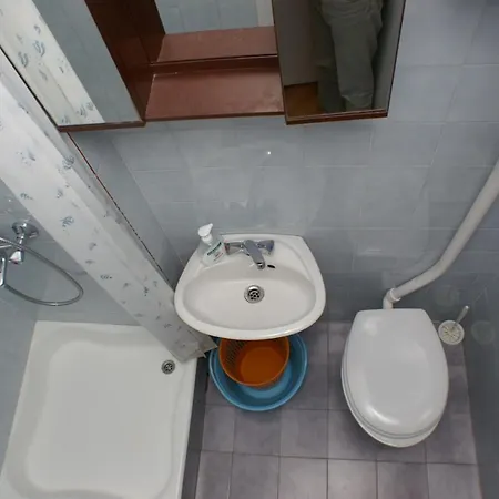 By The Sea Jelsa, Hvar - 4041 Guest house 3*